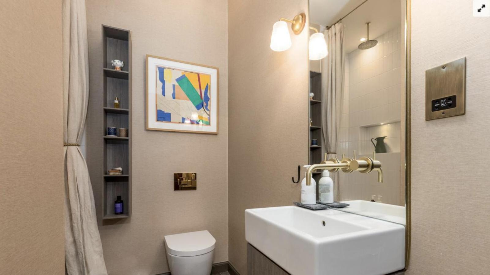 Luxury Wood Panelled West End Flat * Edinburgh